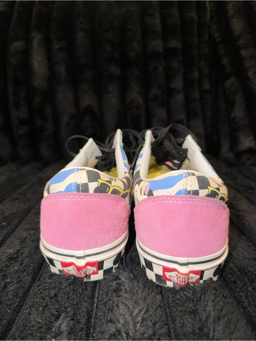 Vans Men’s Old Skool 80s Mickey Mouse Low-Top Skate Shoes - Pink Multicolor